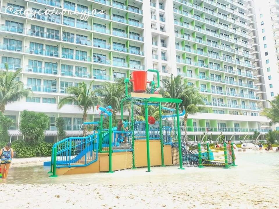 Azure Urban Resort Res. Paranaque City Exteriér fotografie
